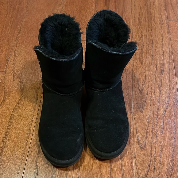 Women’s Ugg black boots size 8 - Picture 1 of 5